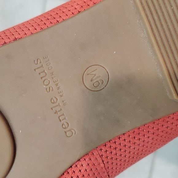 Gentle Souls by Kenneth Cole Eugene 2 Loafer Slip on flats shoes sz 9M - Picture 11 of 13